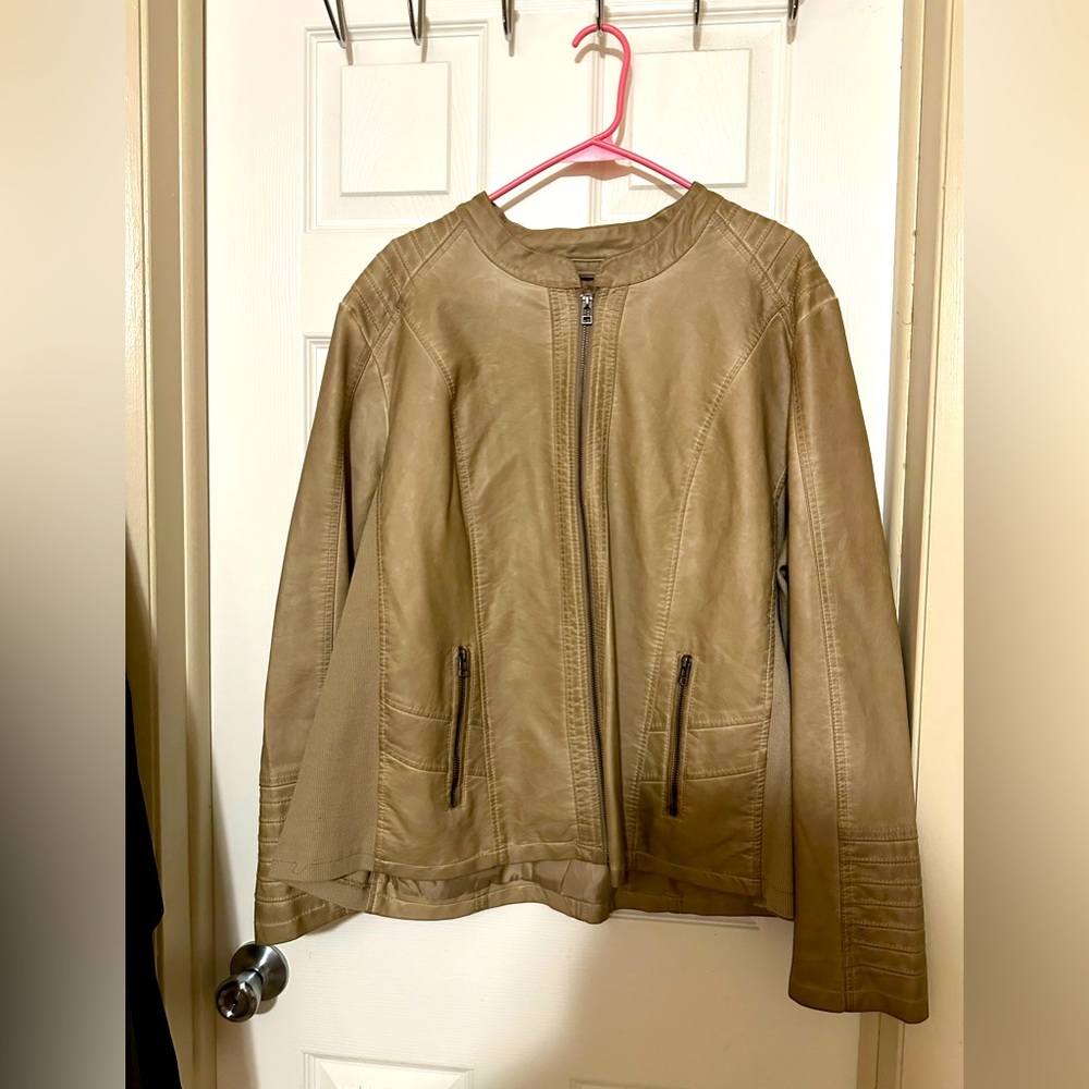 Maurices size 3 leather jacket